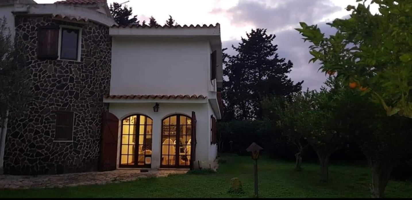 Apartament Il Giardino Di Frafa Quartu SantʼElena Zewnętrze zdjęcie
