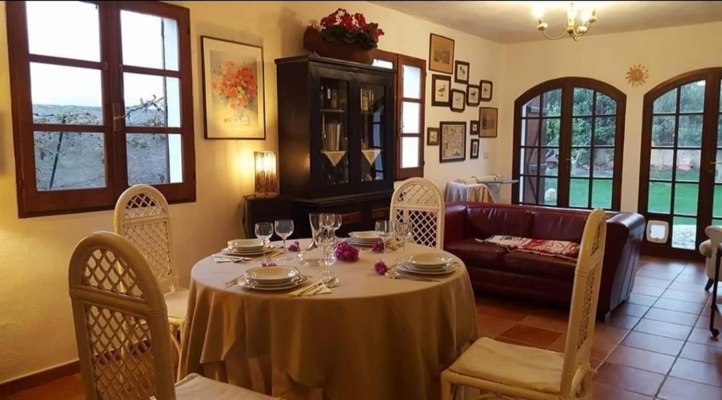 Apartament Il Giardino Di Frafa Quartu SantʼElena Zewnętrze zdjęcie